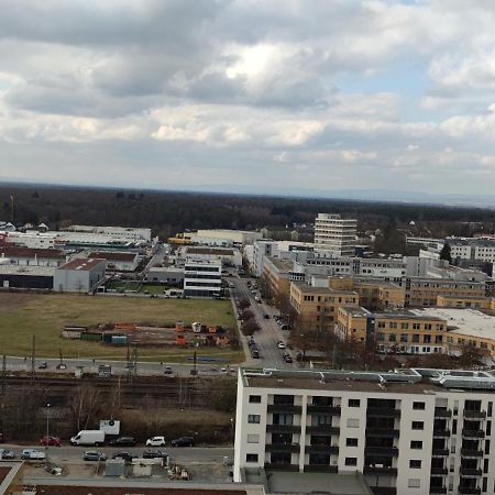 Skyline-Aussicht Und Fantastische Sonnenuntergaenge Apartment Langen  Exterior photo